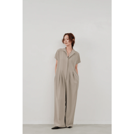 【Hella】wide tuck jumpsuit　※納期5月中旬〜6月中旬