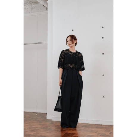 【Hella】rascel lace half sleeve top　※納期3月中旬〜4月中旬