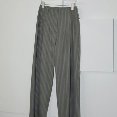 【anuke】Tuck Loose Pants　※納期4月上旬〜5月上旬