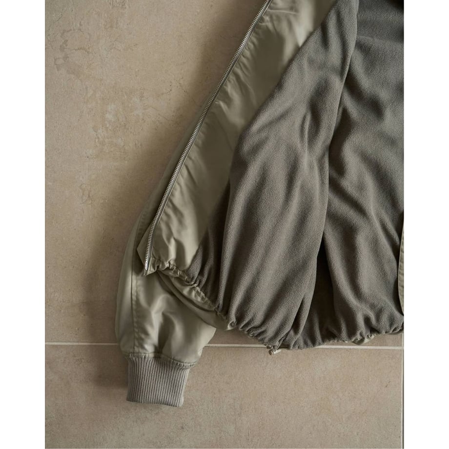 699f9d64fe93501c33e6ca18