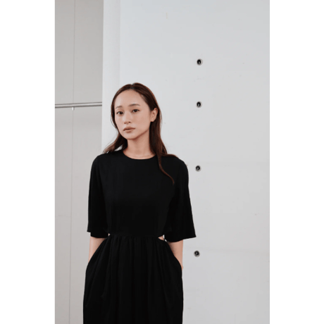 【Hella】waist side slit cocoon dress　※納期4月中旬〜5月中旬