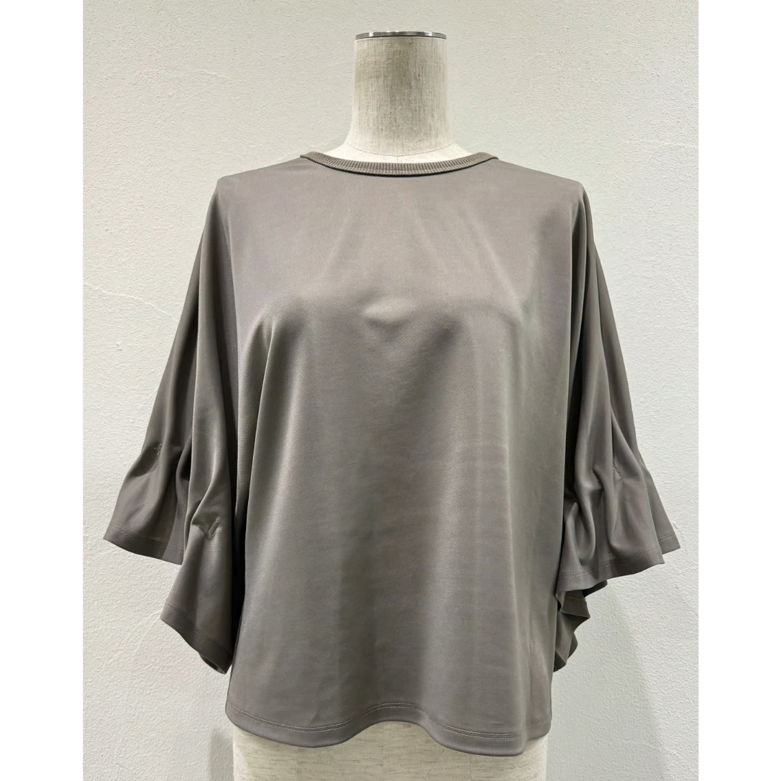 CYAN TOKYO】ギャザースリーブジャージーTOPS | selectshop kusu