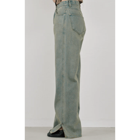 【Hella】side hem slit denim　※納期4月中旬〜5月中旬