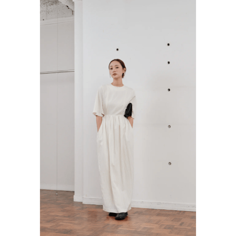 【Hella】waist side slit cocoon dress　※納期4月中旬〜5月中旬