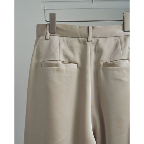 【anuke】Satin Tuck Pants※10月上～11月上