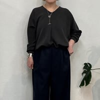 【PASSIONE】Vネックトップス