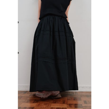 【Hella】ladder lace gather skirt　※納期4月中旬〜5月中旬