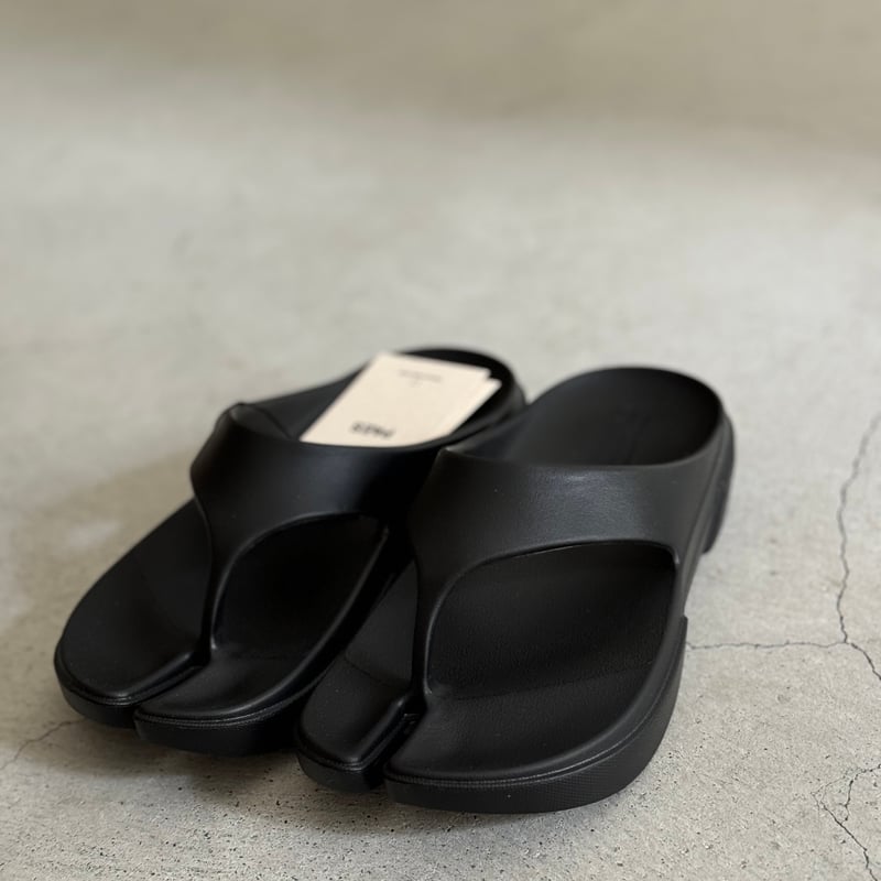 ＜PAES＞NEW FLIPFLOP タビサンダル 黒 PAES＞NEW FLIPFLOP タビサンダル（サンダル）｜PAES（ペイズ