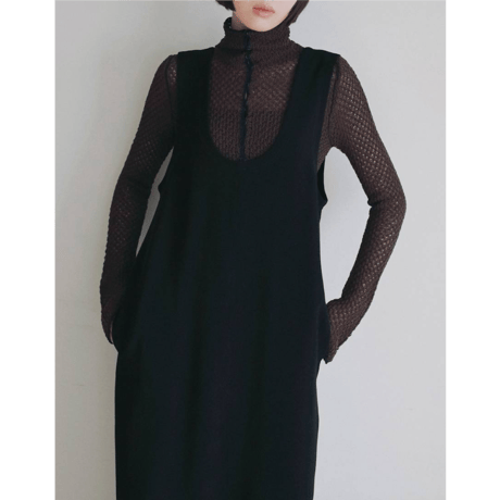 【anuke】Uneck Loose Onepiece　※納期8月上旬～9月上旬