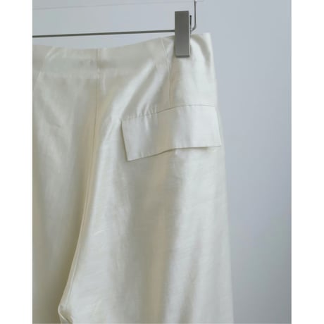 【anuke】Sheer Tuck Pants　※4月中旬～5月中旬