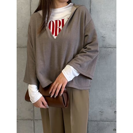 【ROSIEE】限定カラー✨深VフードTOPS