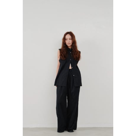 【Hella】embroidery easy pants　※納期5月中旬〜6月中旬