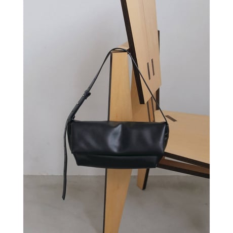 【anuke】Ecoleather Wrap Bag　※納期12月上旬～1月上旬