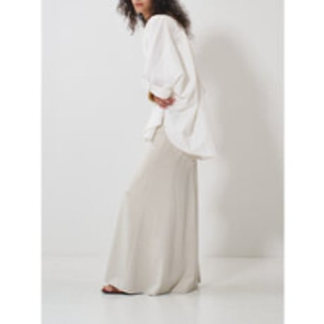 【YENN】 ROUND FORM SHIRT