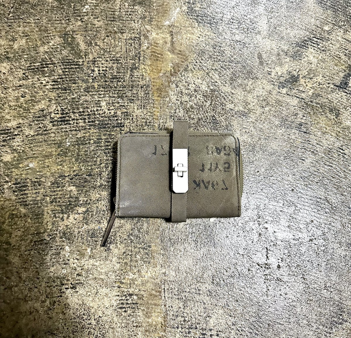 チャンカバーナ様★M.U.L ハーフラウンドウォレット 洗い加工ブラック M.U.L.】ハーフラウンドウォレット | selectshop kusukusu