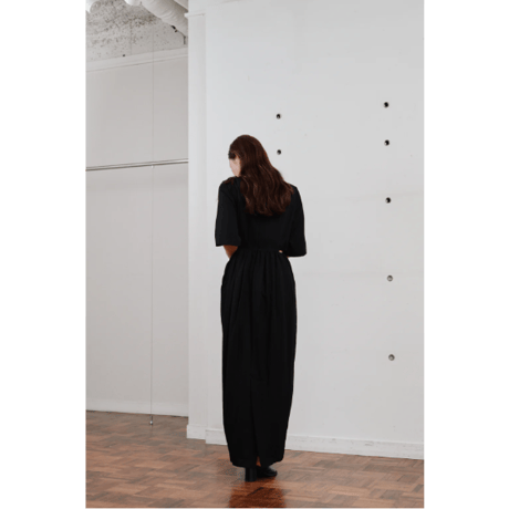 【Hella】waist side slit cocoon dress　※納期4月中旬〜5月中旬