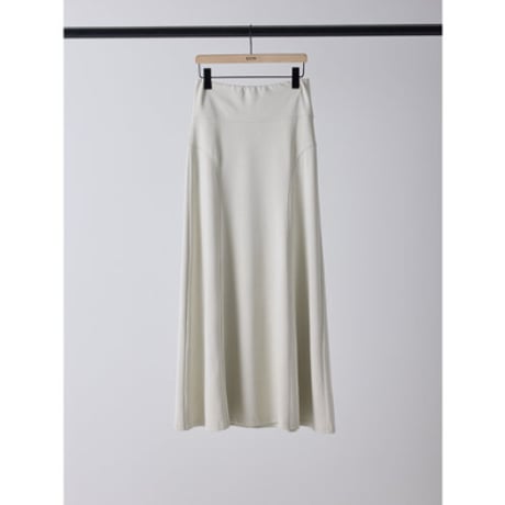【YENN】FIBRIL JERSEY SKIRT　納期：2026年2月上旬～3月上旬