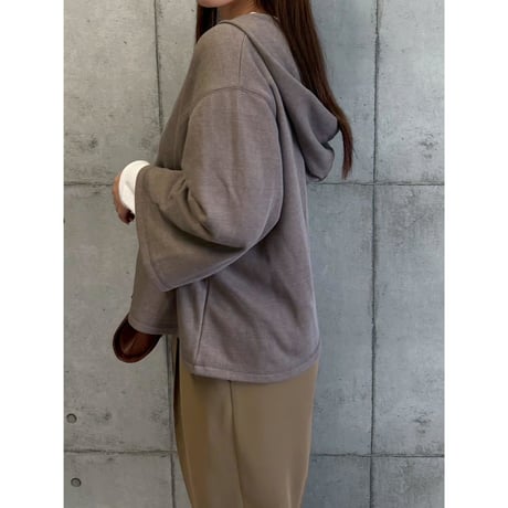 【ROSIEE】限定カラー✨深VフードTOPS