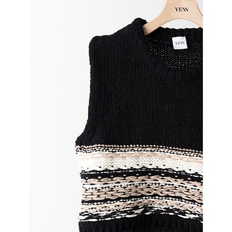 【YENN】MOLE JACQUARD VEST　※納期：8月中旬〜9月中旬