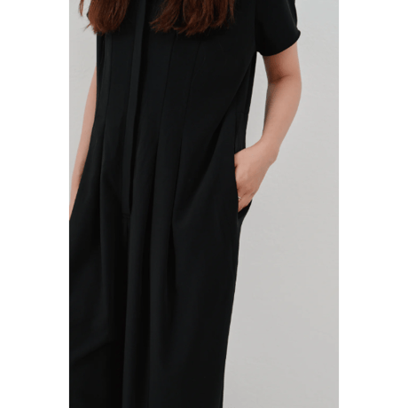 【Hella】wide tuck jumpsuit　※納期5月中旬〜6月中旬