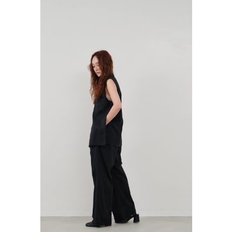 【Hella】embroidery easy pants　※納期5月中旬〜6月中旬