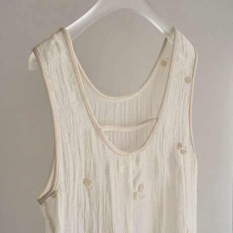 【anuke】Embroidery Sleeveless Onepiece　※納期8月中旬～9月中旬