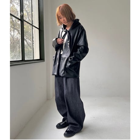 【PRIORITY】カーヴィデニムパンツ
