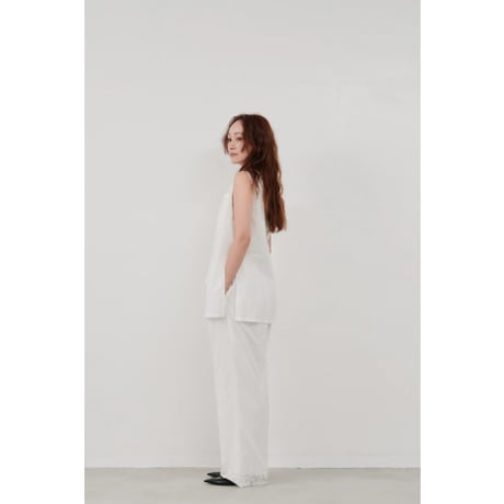【Hella】embroidery easy pants　※納期5月中旬〜6月中旬