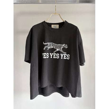 【MARGAUX VINTAGE】YESYESYES Tシャツ（パウダー加工）