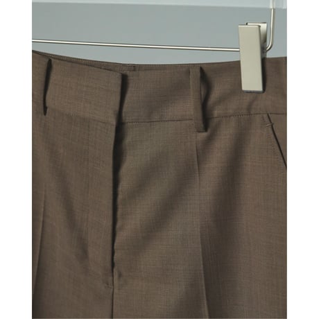 【anuke】Centerpress Half Pants