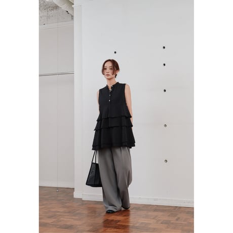 【Hella】double tuck wide pants　※納期2月中旬〜3月中旬