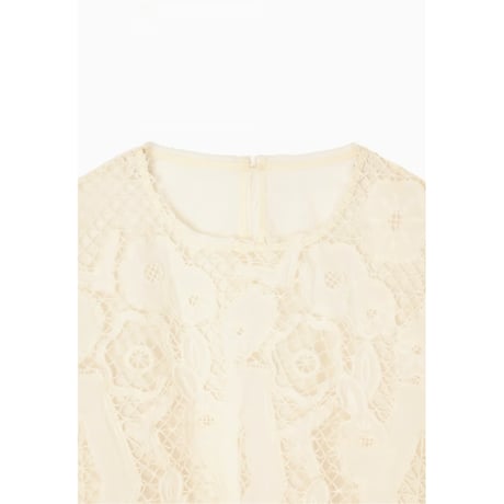 【Hella】EMBROIDERY LACE BLOUSE