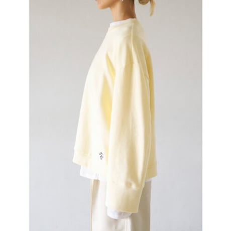 【YENN】WIDE CUFF SWEATSHIRT