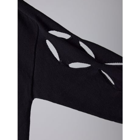 【YENN】 CUT OUT PATTERN PO　納期：2026年2月上旬～3月上旬