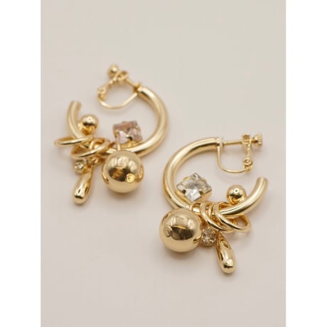 【CHIGNON】ｼﾞﾝｸﾞﾙﾌｰﾌﾟｲﾔﾘﾝｸﾞ