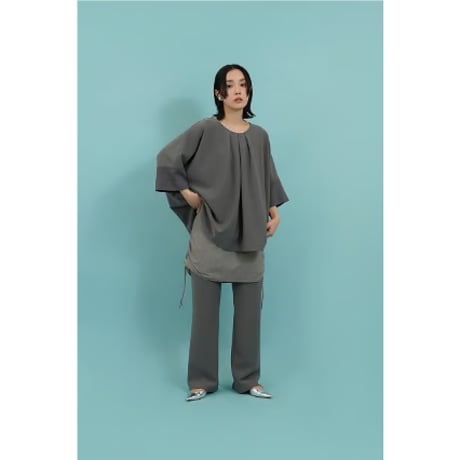 【CYAN TOKYO】タックネックドルマンオーバーブラウス