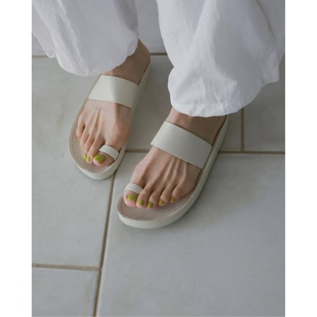 【anuke】Ecoleather Belt Sandals　※納期4月下旬～5月下旬