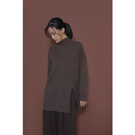 【CYAN TOKYO】アシメスリットオーバータートル