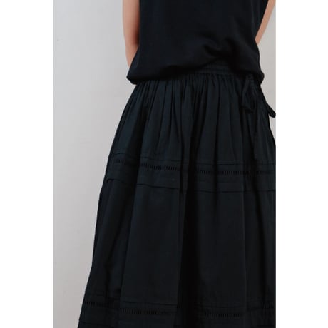 【Hella】ladder lace gather skirt　※納期4月中旬〜5月中旬