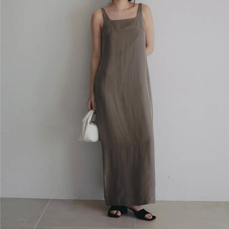【anuke】Squaretoe Velour Mule
