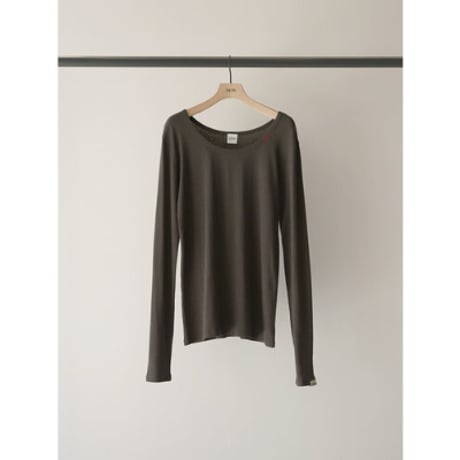【YENN】U-NECK LONG TEE　※納期：6月中旬～7月中旬
