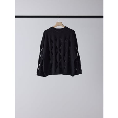 【YENN】 CUT OUT PATTERN PO　納期：2026年2月上旬～3月上旬