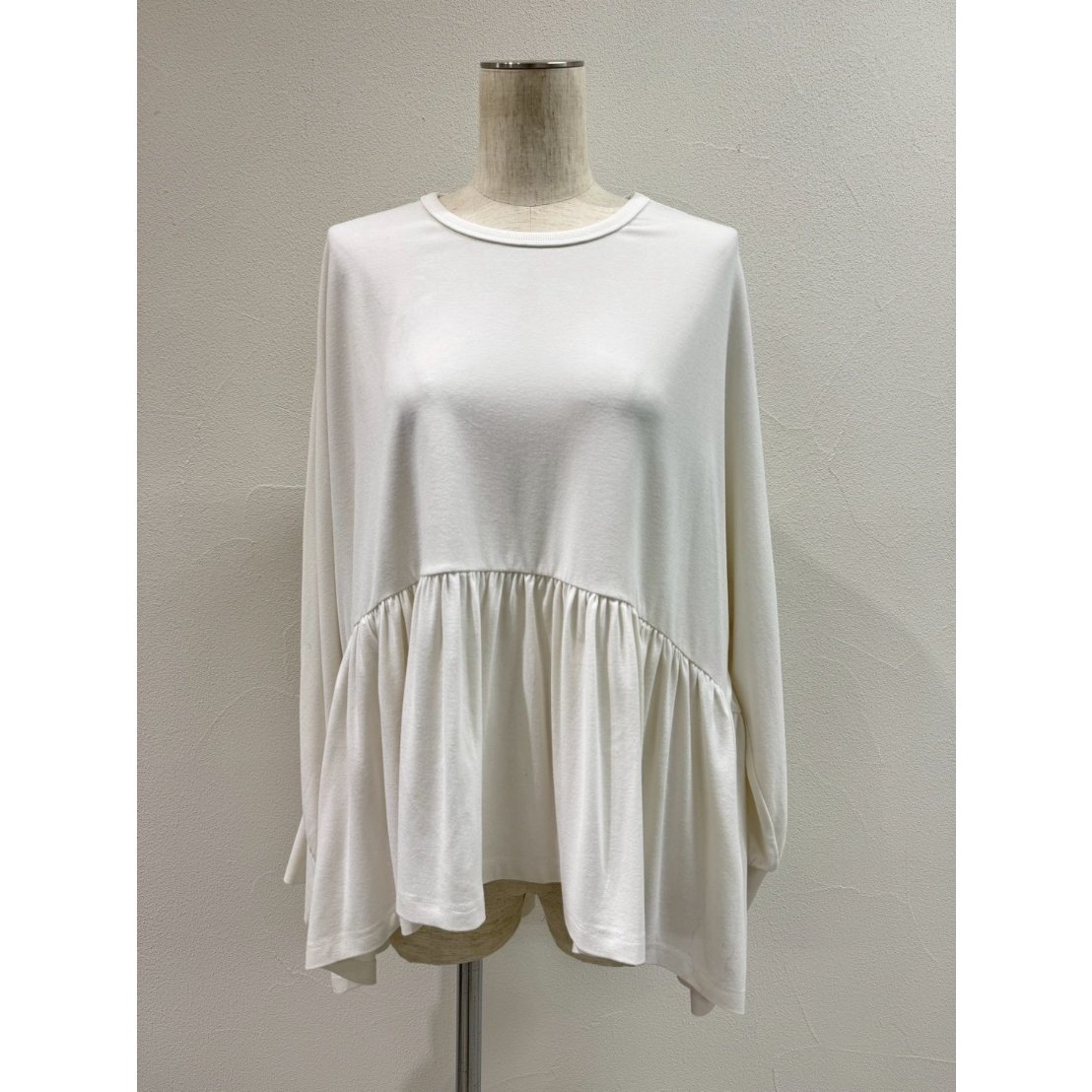 CYAN TOKYO】ラウンドギャザーウォームドルマンTOPS | selectshop k