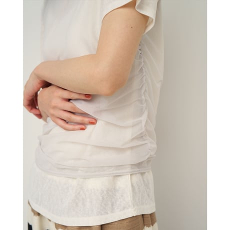 【CHIGNON】ﾚｲﾔｰﾄﾞｼｱｰTOPS