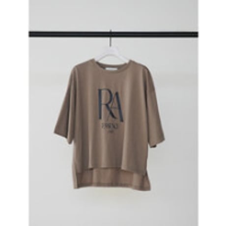 【CHIGNON】"RA"ﾌﾟﾘﾝﾄTEE