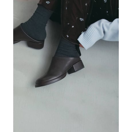【anuke】Square Heel Slip-on