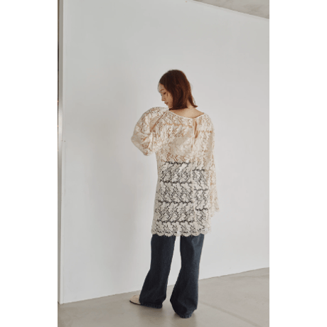 【Hella】Scalloped Lace Top　※納期9月上旬～10月上旬