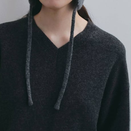 【anuke】Wool Vneck Knit