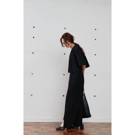 【Hella】unbrella pleats cropped top　※納期5月中旬〜6月中旬