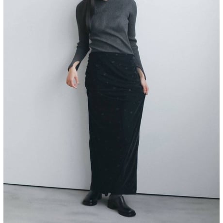 【anuke】Slit Turtle Knit　※納期11月上旬～12月上旬